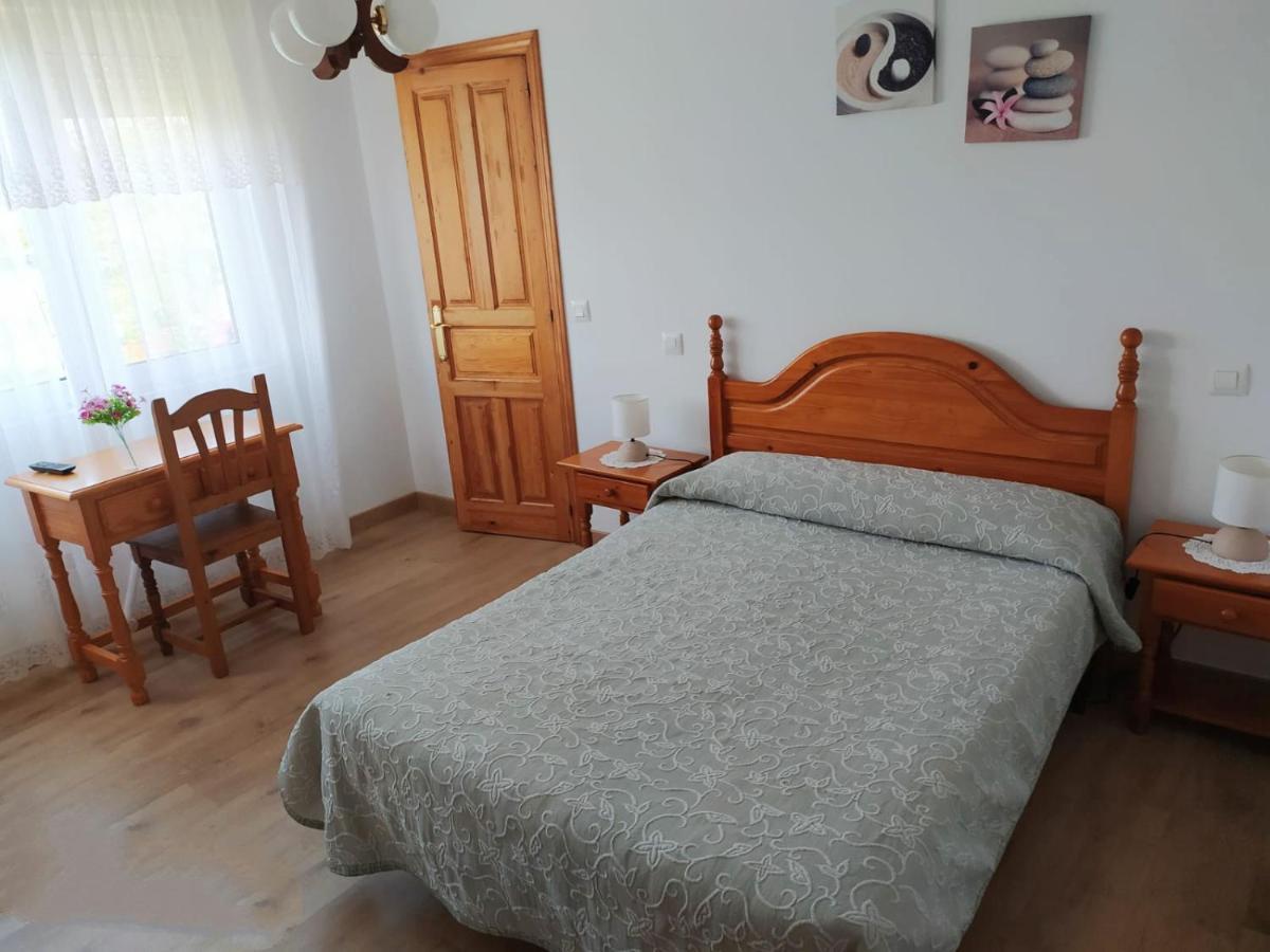 Alto Santiago Alojamiento Con Parking San Vicente De La Barquera Exteriör bild